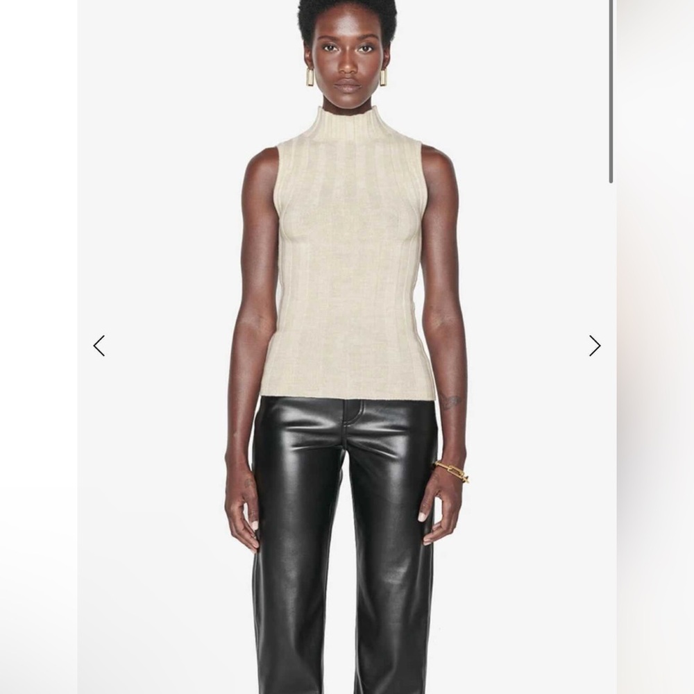 Sleeveless Ivory top from Anine Bing